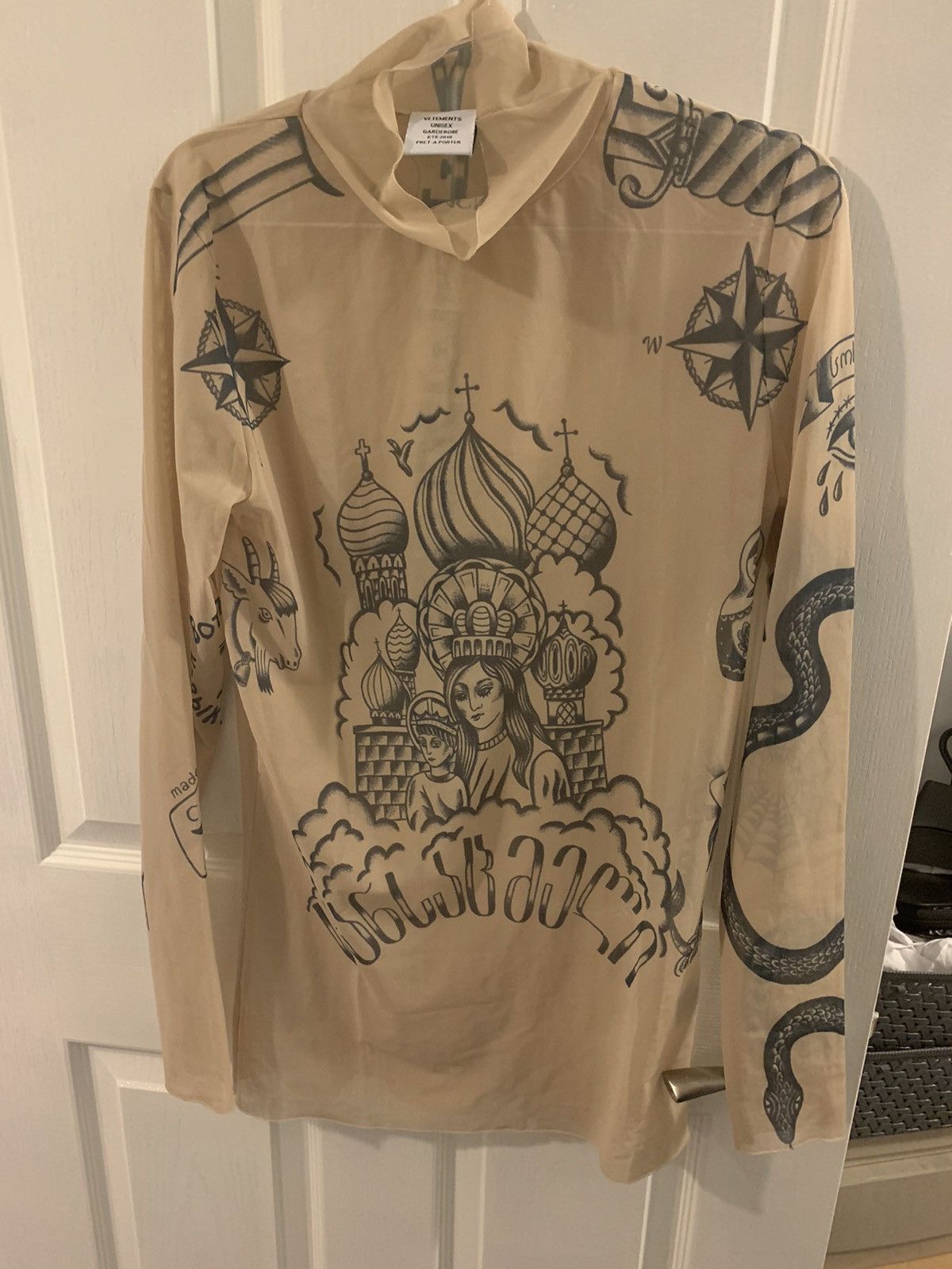 Vetements Tattoo Top T-Shirts, Hoodie, Sweatshirt | FlexRushtees.com