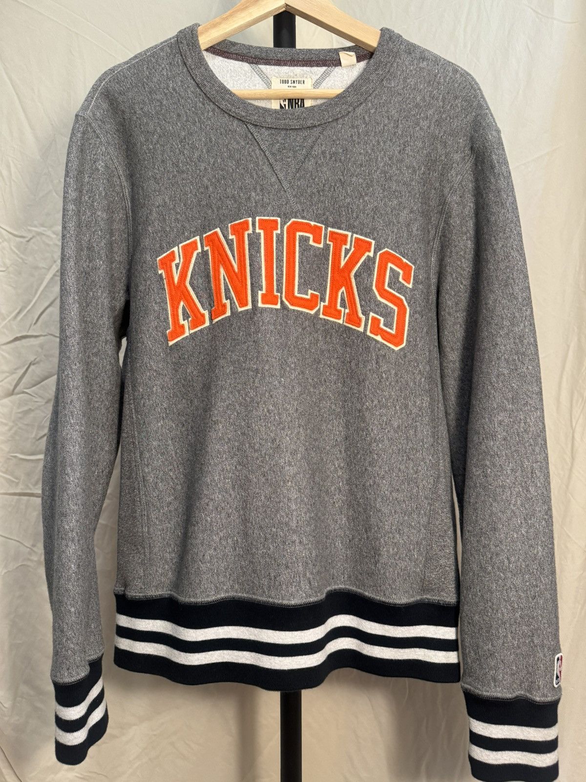 Nba Knicks Crewneck Sweatshirt T-Shirts, Hoodie | FlexRushtees.com