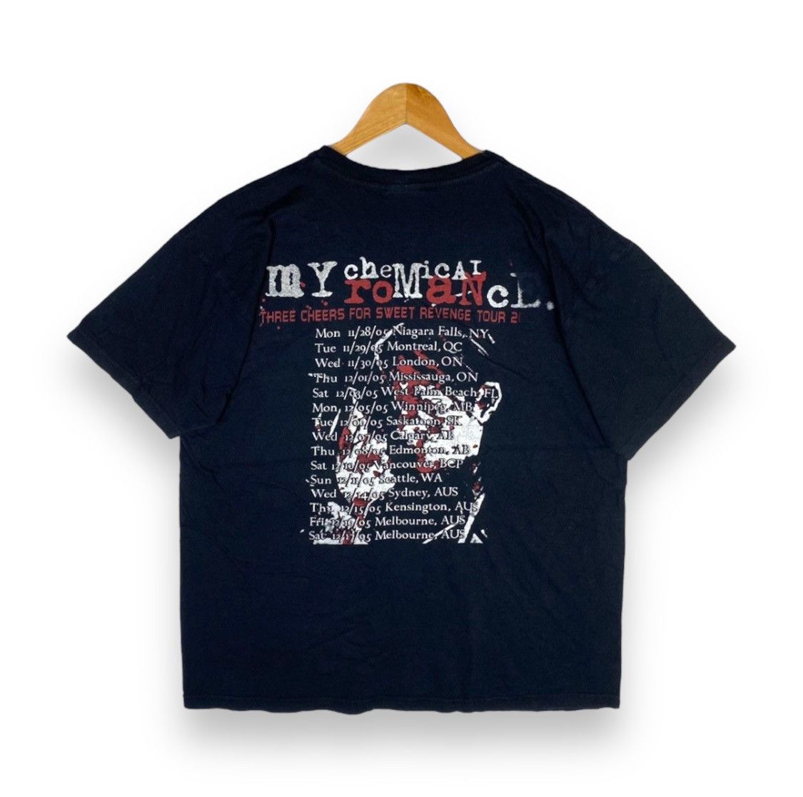 Vintage Mcr Three Cheers For Sweet Revenge 2005 World Tour Tee Hoodie, Sweatshirt | FlexRushtees.com
