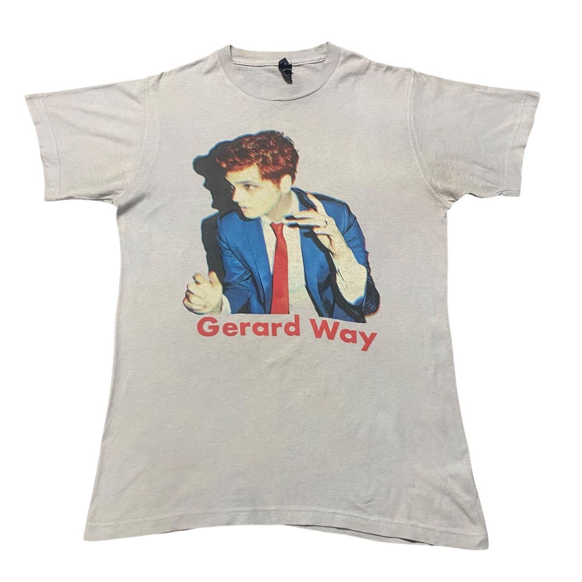My Chemical Romance Vintage Gerard Way Shirt Hoodie, Sweatshirt | FlexRushtees.com