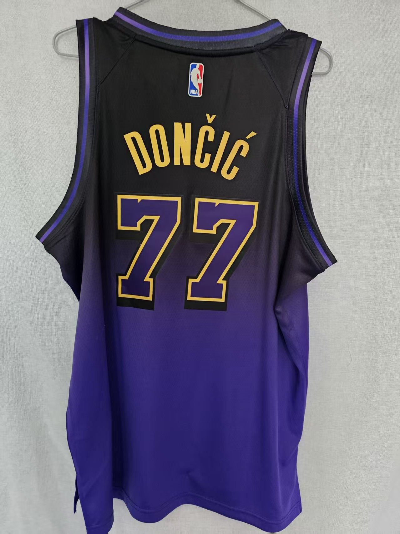 Nba Los Angeles Lakers 77 Luka Doncic Jersey T-Shirts, Hoodie, Sweatshirt | FlexRushtees.com