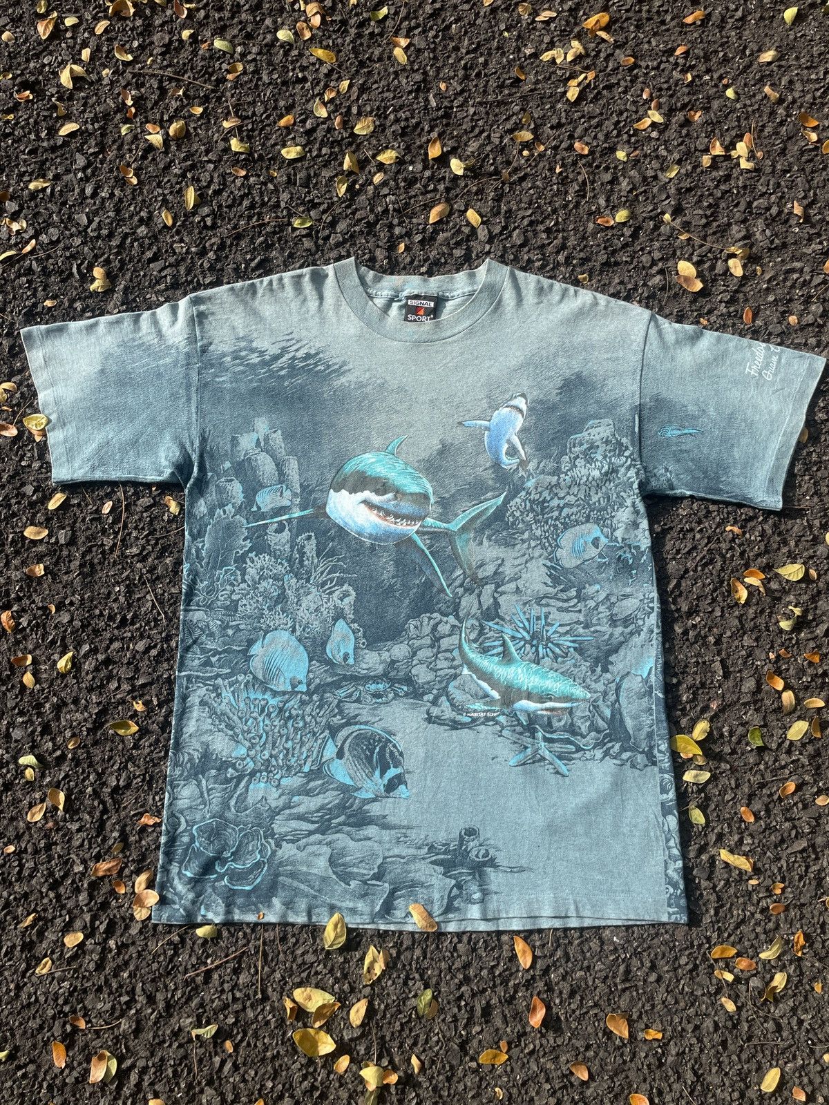 90s Vintage Habitat Shark Whale Ocean Wildlife Map T Shirt