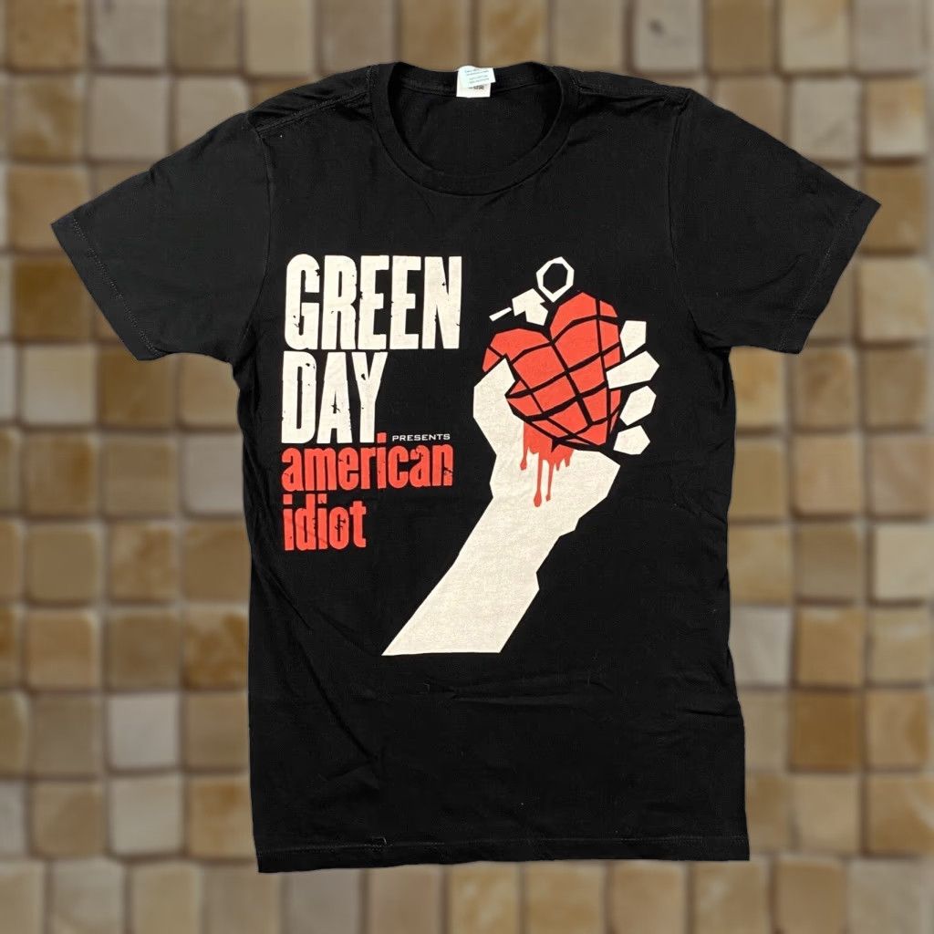 Vintage Green Day American Idiot Shirt Pacific T Shirt Men Black Small 2010s Rock Concert Pu Hoodie, Sweatshirt