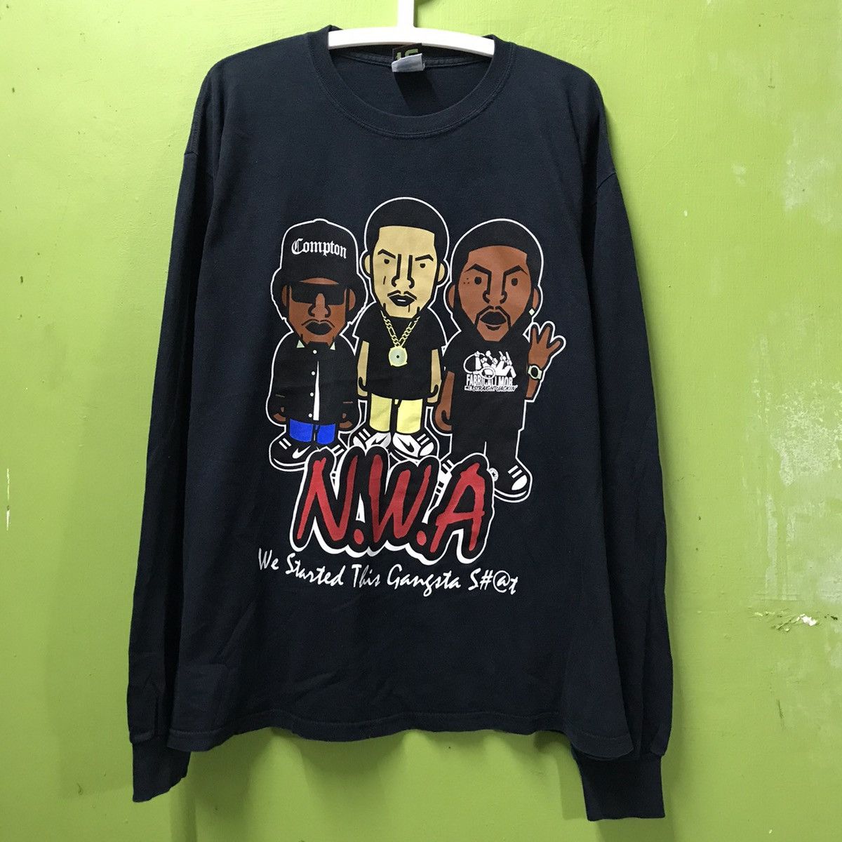 Rap Tees Nwa American Hip Hop Group Tshirt Hoodie, Sweatshirt | FlexRushtees.com