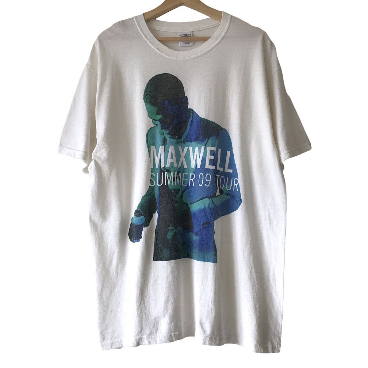 Band Tees Authentic Y2k Maxwell R B Singer 2009 Summer Tour Tee Hoodie, Sweatshirt | FlexRushtees.com