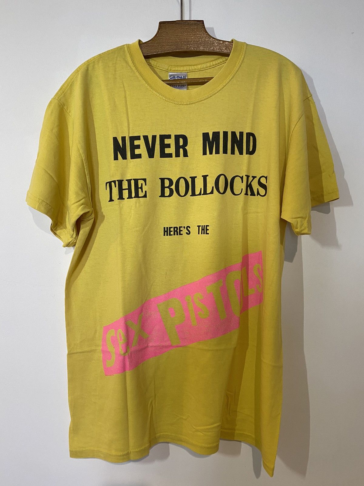 Band Tees Vintage Early 00s Never Mind The Bollocks Sex Pistols Shirt Hoodie, Sweatshirt | FlexRushtees.com