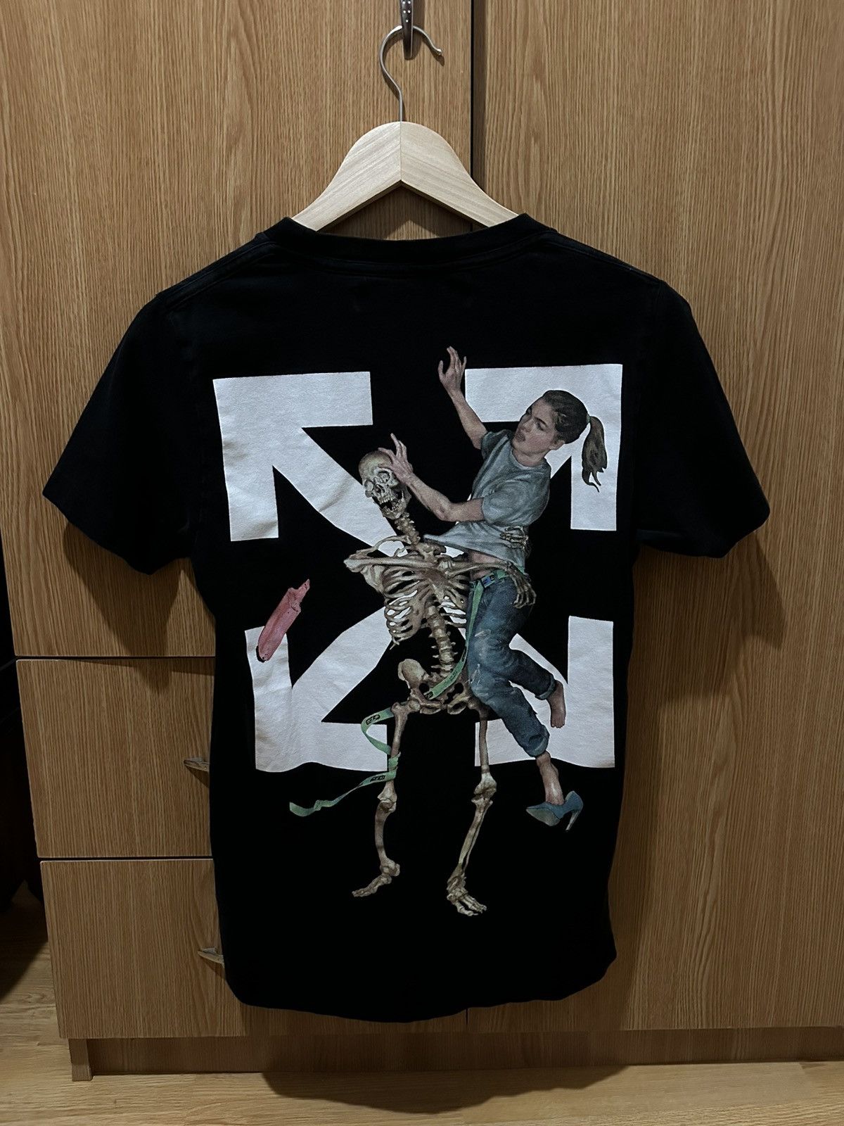 White Off White Dancing Skeleton T Shirt Hoodie, Sweatshirt | FlexRushtees.com