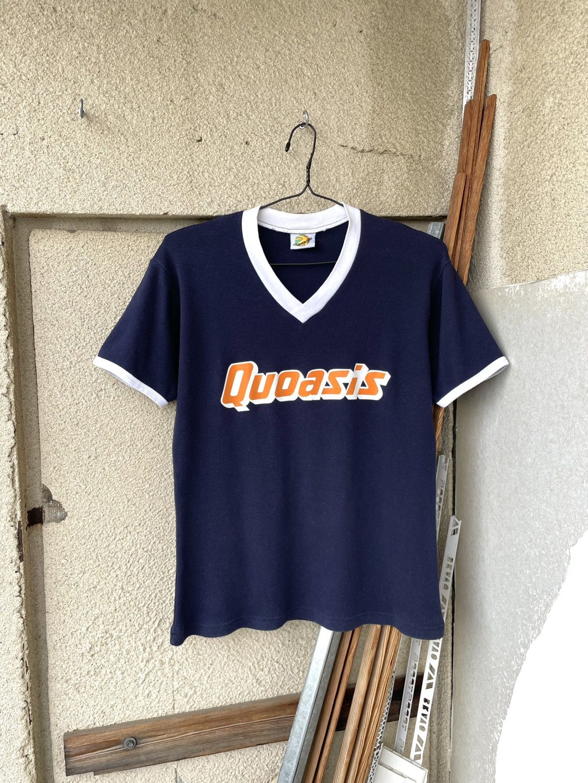 Band Tees Vintage 90s Oasis Quoasis Britpop Indie Rock Band Shirt Hoodie, Sweatshirt | FlexRushtees.com
