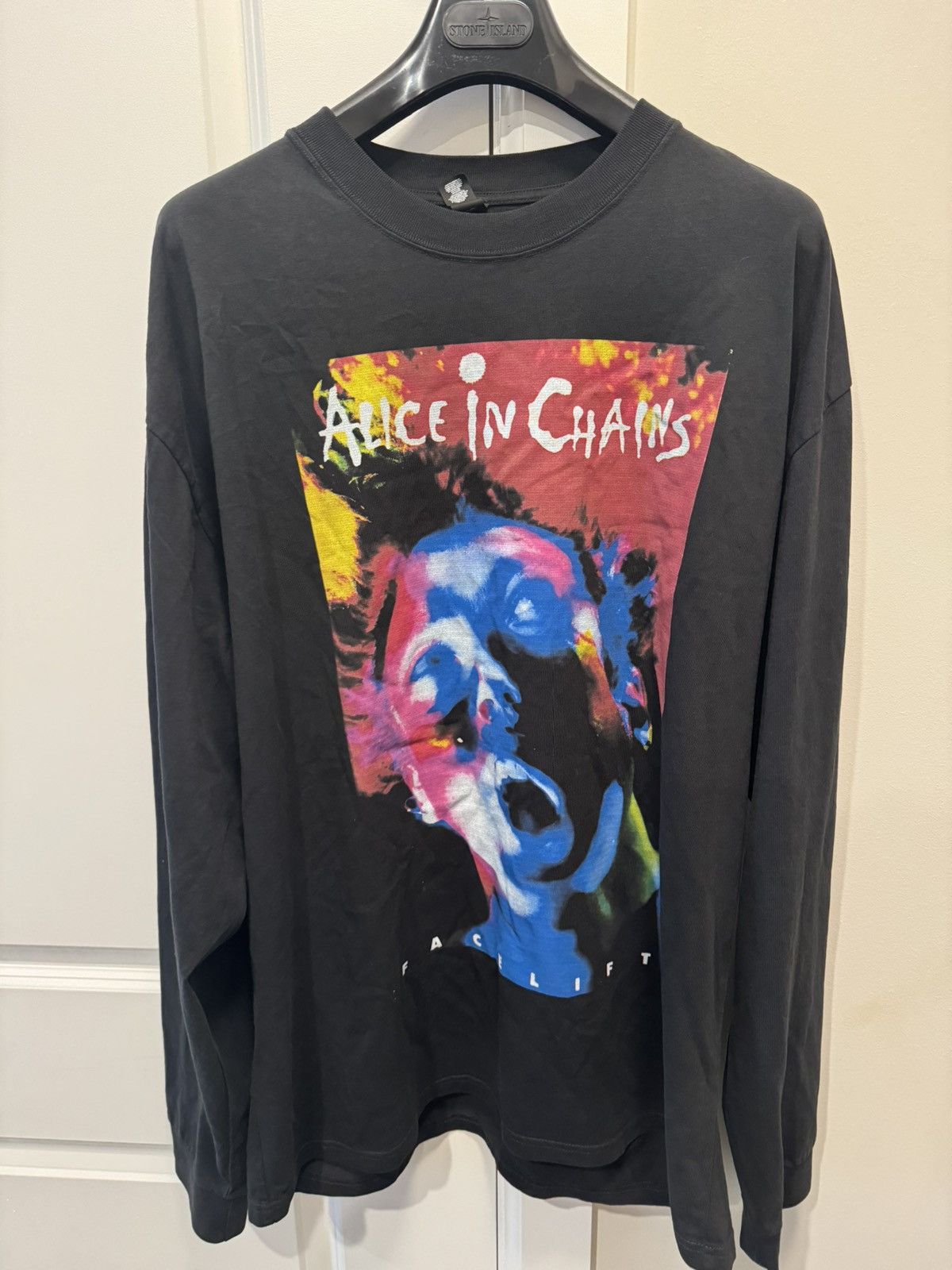 Band Tees Alice In Chains Facelift Long Sleeve Shirt Hoodie, Sweatshirt | AU16VibeMintTees.com