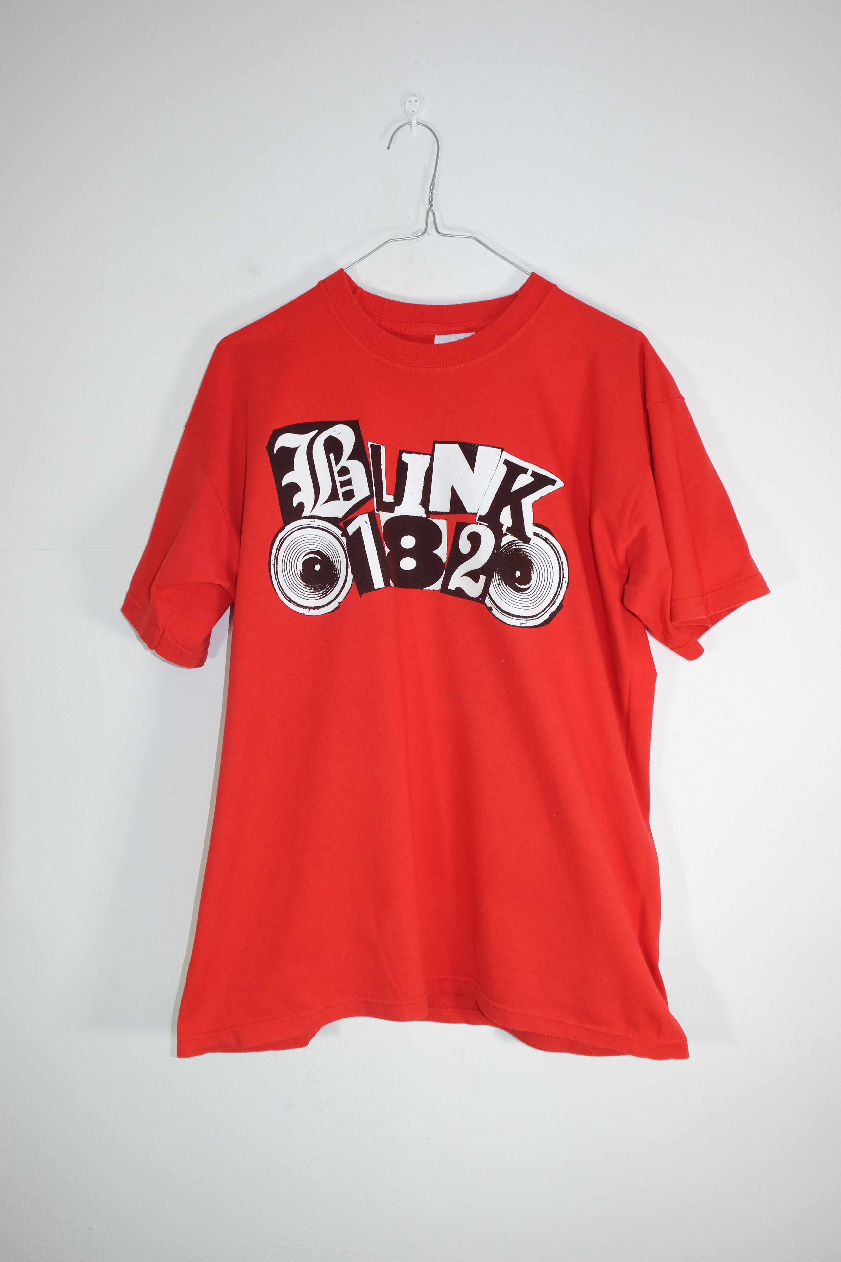 Vintage Blink 182 2004 Europe Tour Tee Hoodie, Sweatshirt | FlexRushtees.com