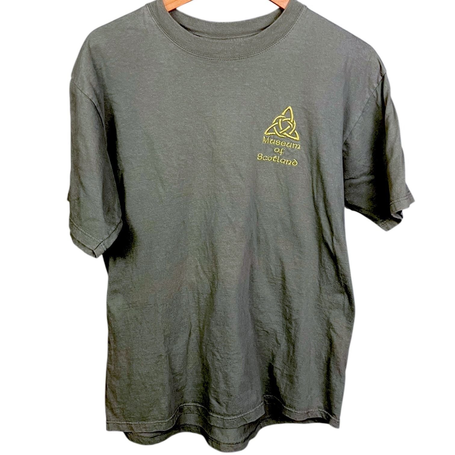 Jerzees Y2k Museum Of Scotland Embroidered Green T Shirt Jerzees L Hoodie, Sweatshirt | FlexRushtees.com
