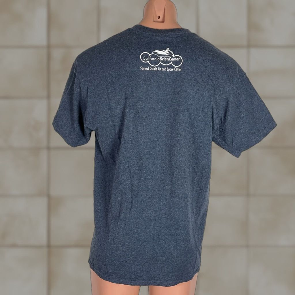 Gildan Vintage Space Shuttle Endeavour Astronaut Launch Samuel Oschin Nasa T Shirt L