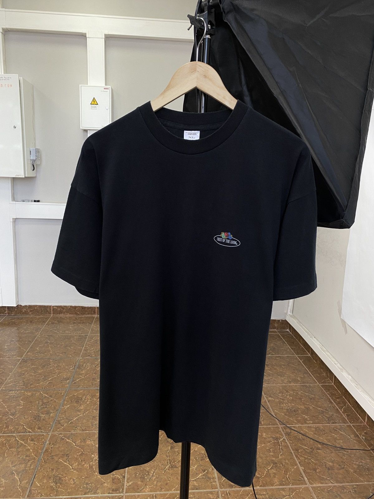 Vintage 80s Fruit Of The Loom Rare Retro Classic T Shirt