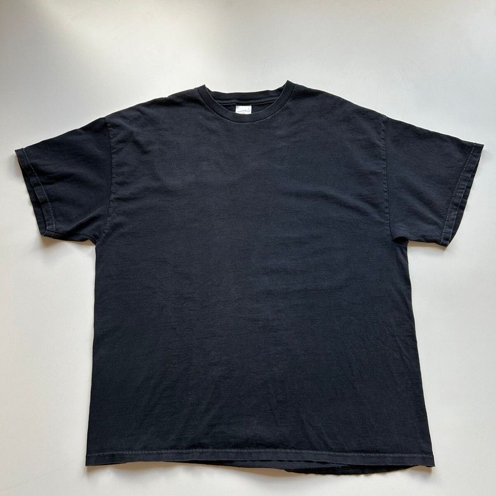 Vintage Y2k Sun Faded Black Blank Basic T Shirt 2xl Usa Made Hoodie, Sweatshirt | FlexRushtees.com