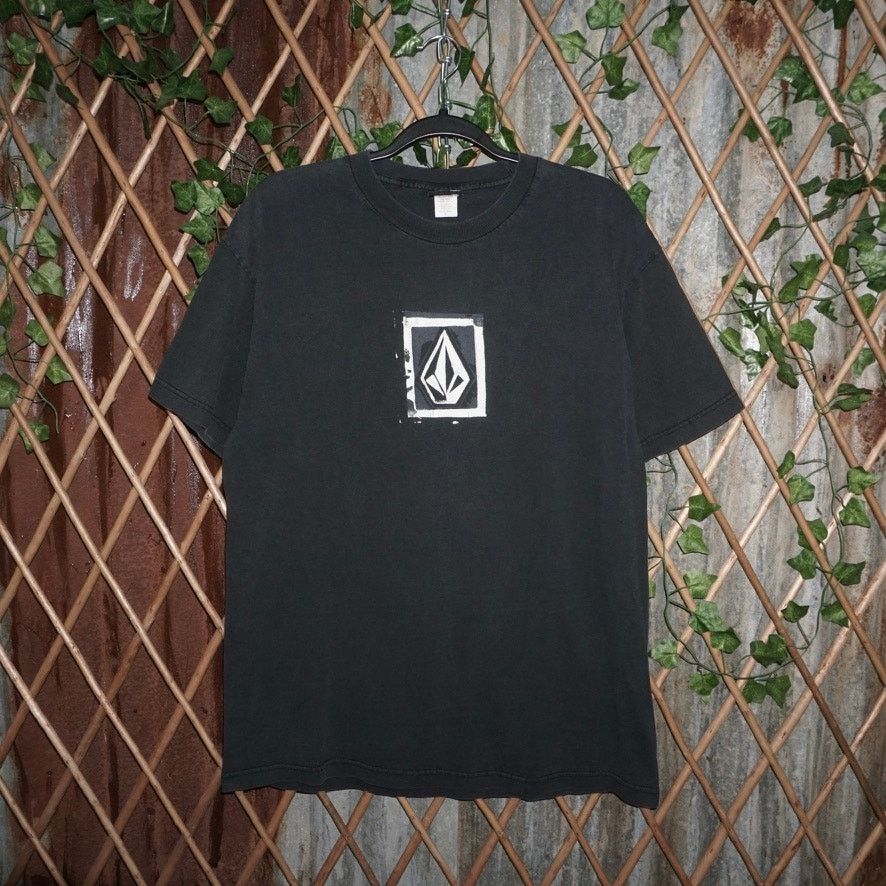 Volcom Large Vintage Y2k Volcom Stone Surf Skate 2000s T Shirt