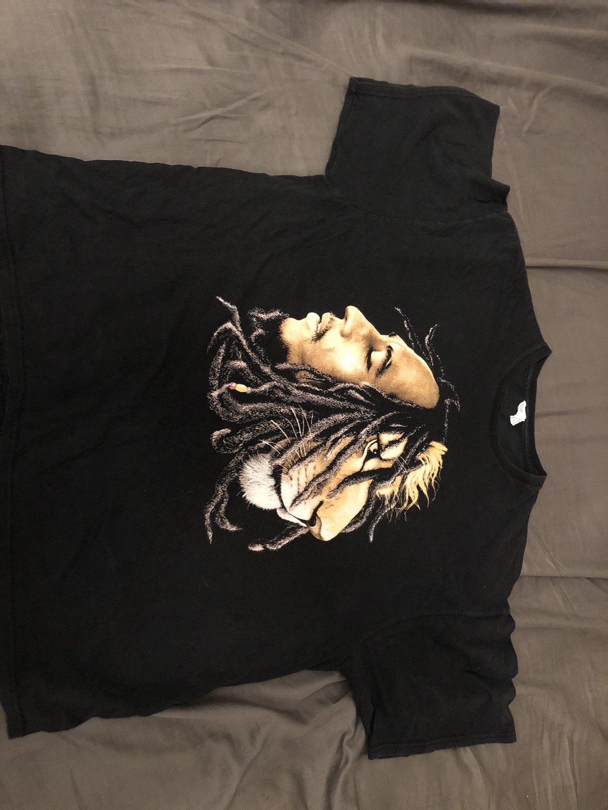 Bob Marley Vintage 1999 Bob Marley Tee Shirt Hoodie, Sweatshirt | FlexRushtees.com