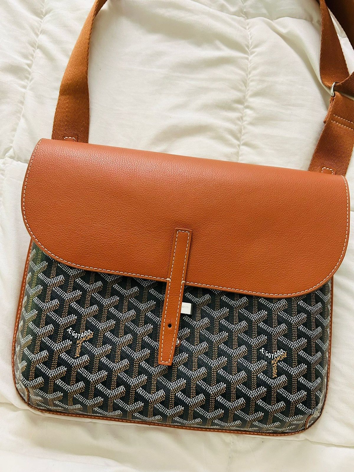 Goyard Coursier Messenger