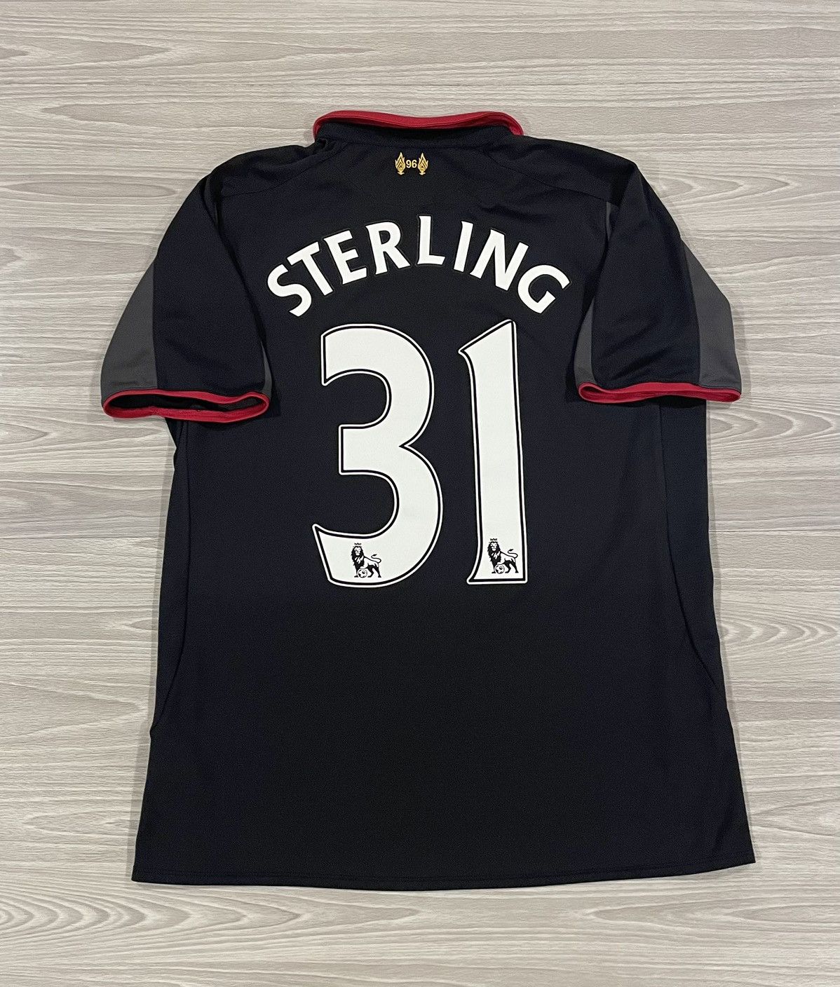 Warrior 2014 Liverpool Sterling 31 Jersey Men S Medium