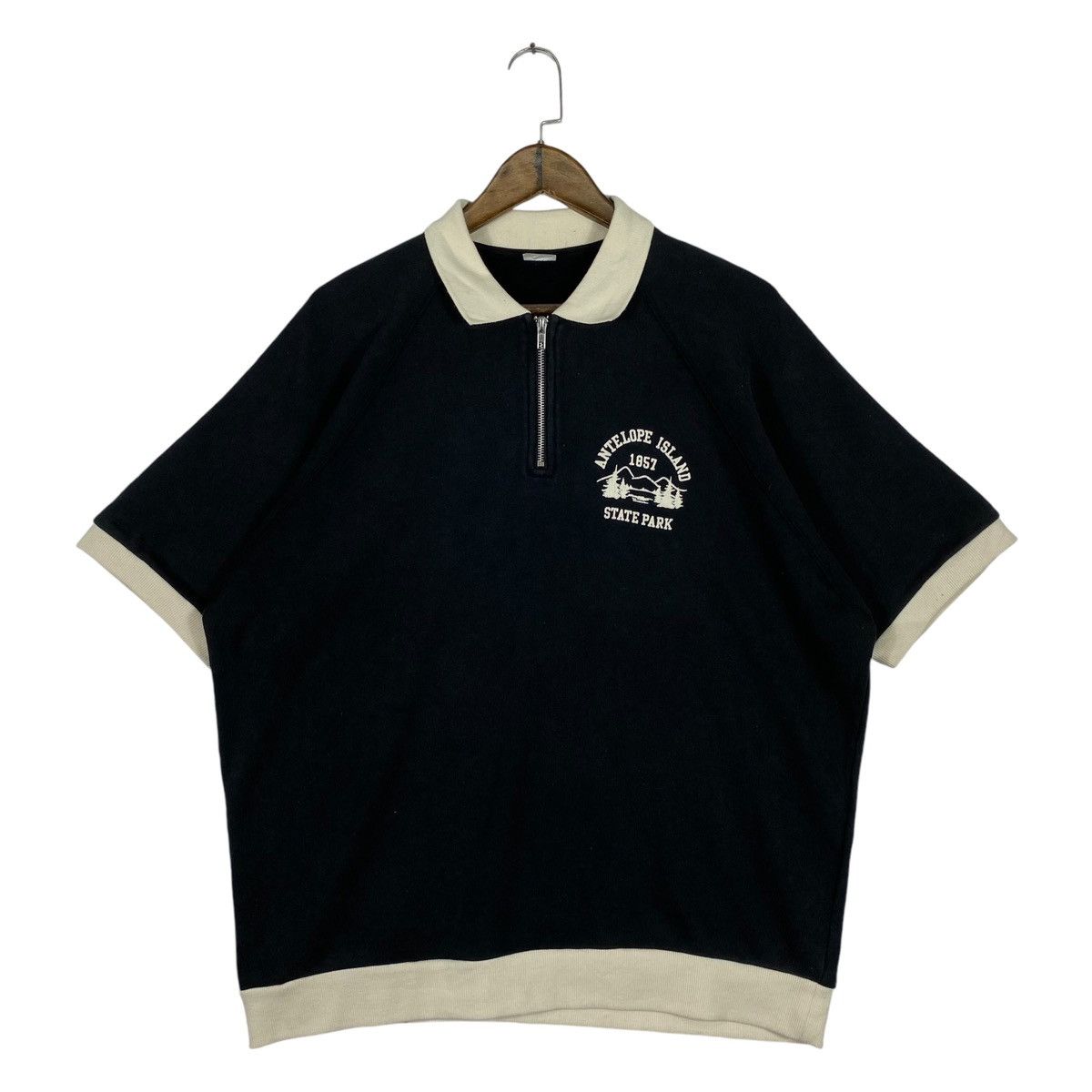 Vintage Antelope Island Quater Zip Collarneck Short