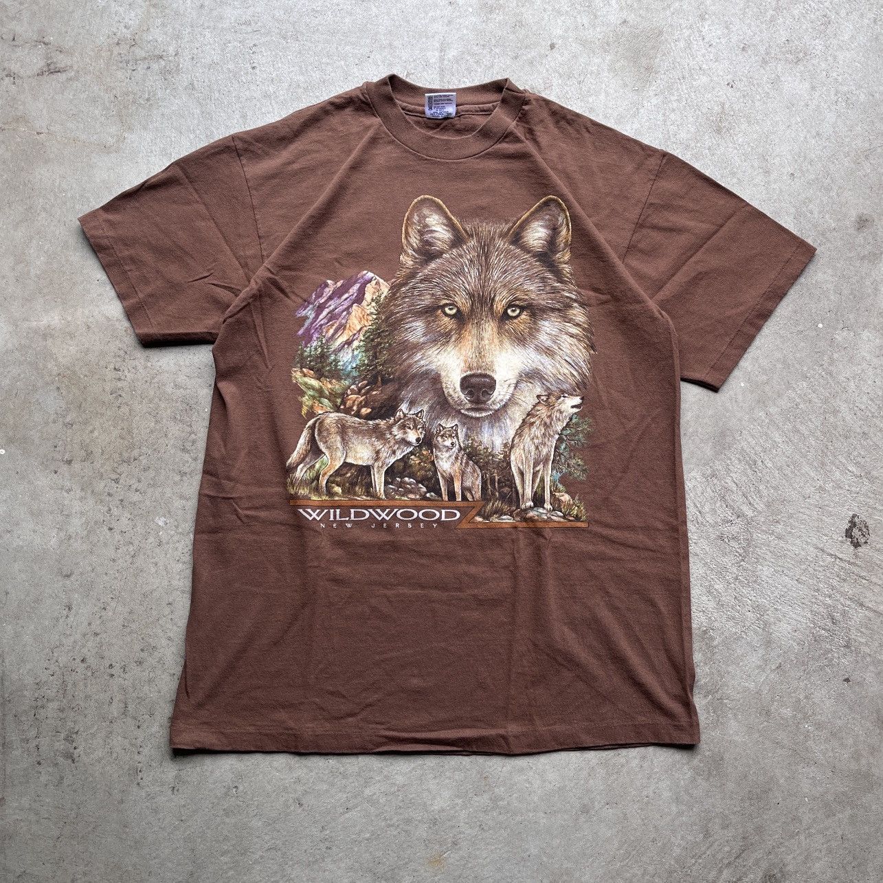 Vintage 90 S Made In Usa Wildwood Nj Wolf Graphic T Shirt