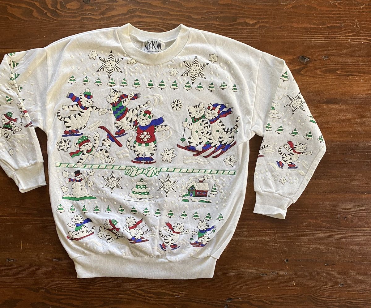 Vintage 80 S Cats Winter Ski Puffy Paint Crewneck Sweatshirt T-Shirts, Hoodie | FlexRushtees.com