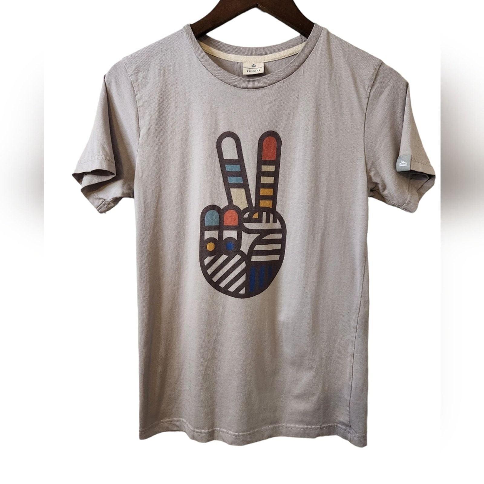 Typographia Peace Sign Tee T Shirt Xsmall Hoodie, Sweatshirt | FlexRushtees.com