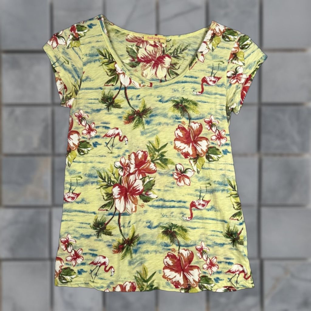 Vintage Fresh Produce T Shirt Yellow Floral Flamingo Print Tropical Vacation Tee S Womens Short Slee
