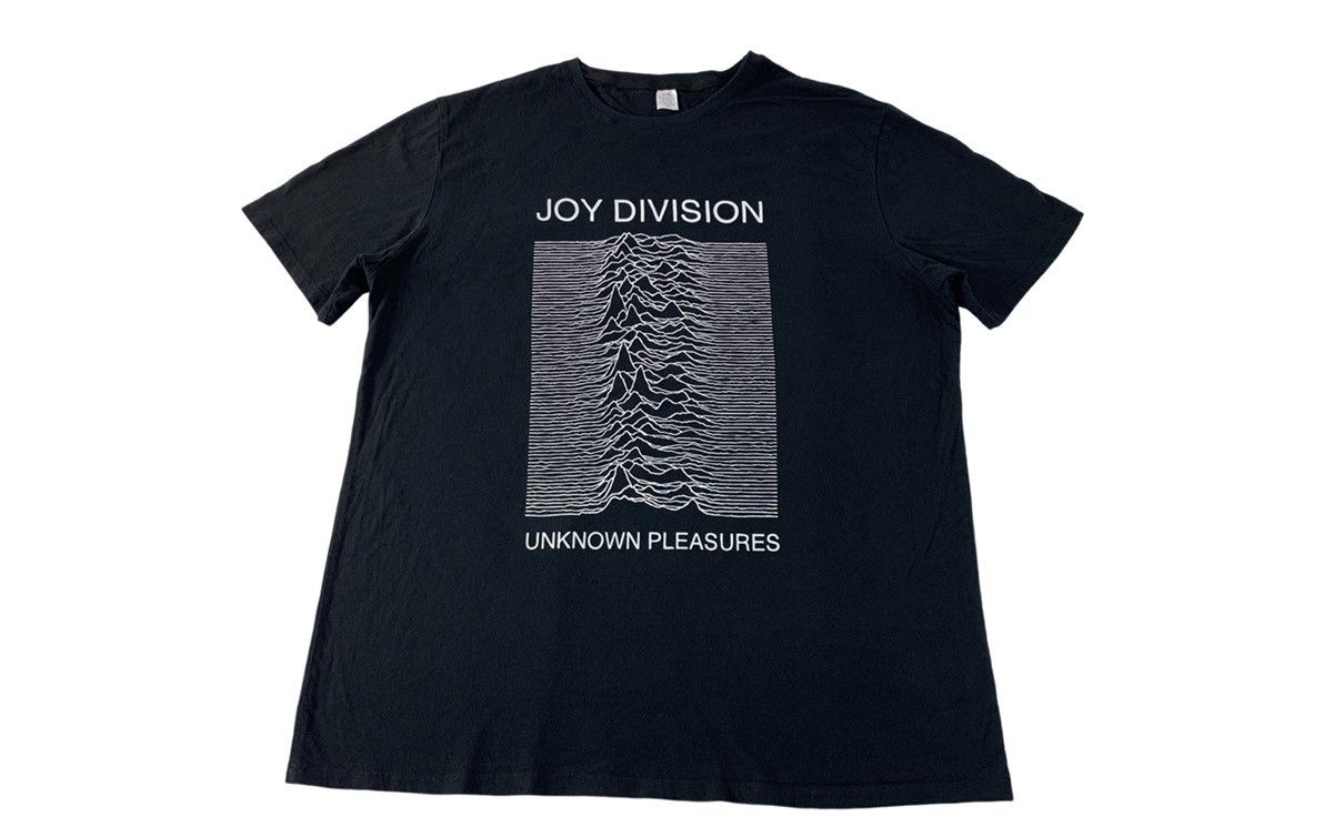 Band Tees 90s Joy Division Unknow Pleasures Studio Album Britpop Tee Hoodie, Sweatshirt | FlexRushtees.com