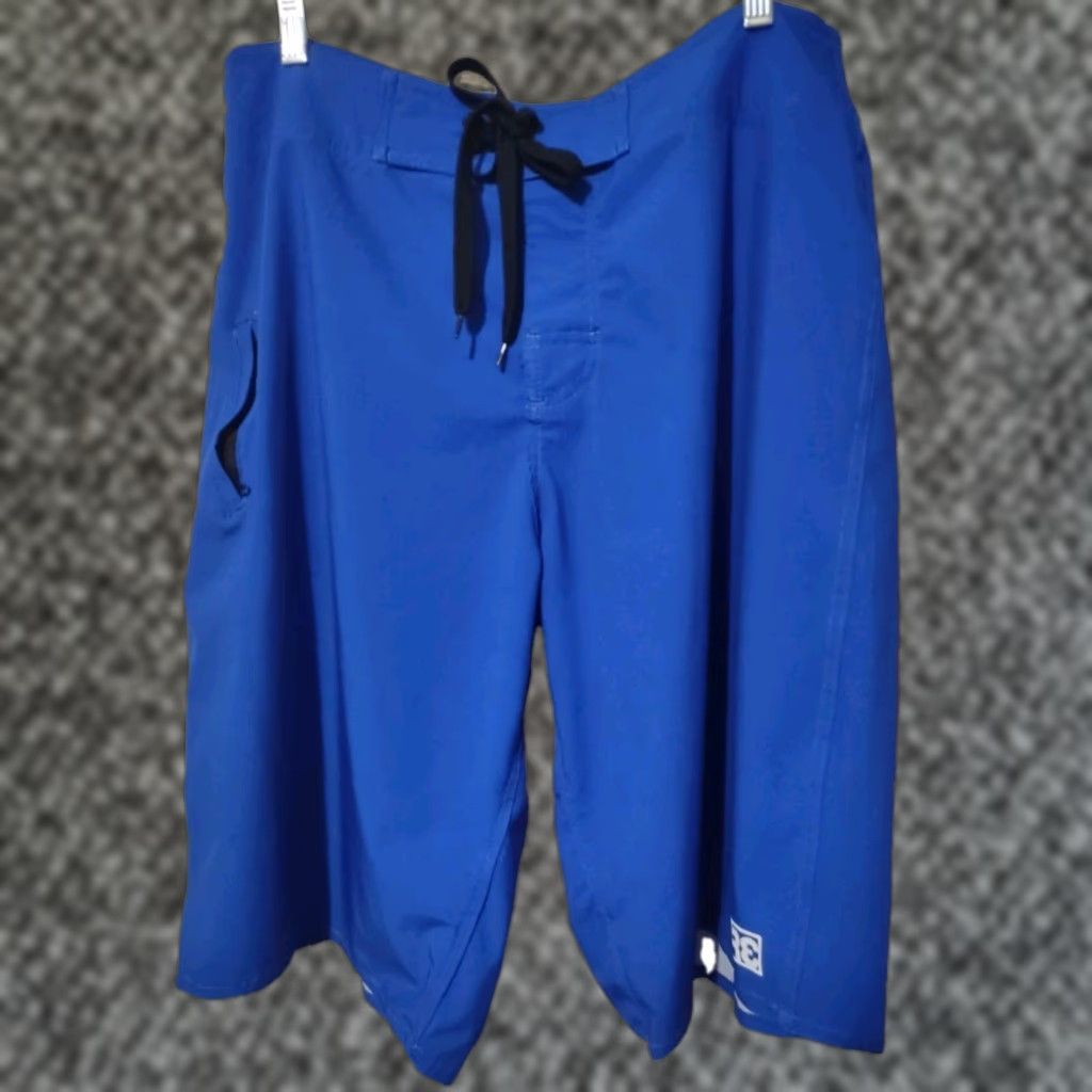 Vintage Cire Boardshorts Mens Size 36 Swim Trunks Bright Blue 12 Inseam Bermuda Zip Pocket Regular F