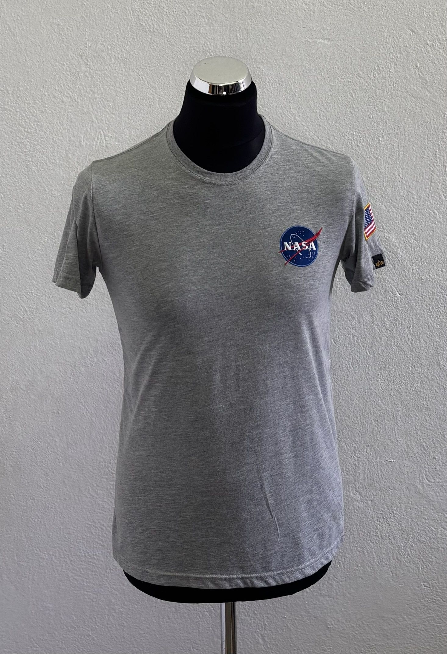 Industries Alpha Industries Nasa Gray T Shirt Small