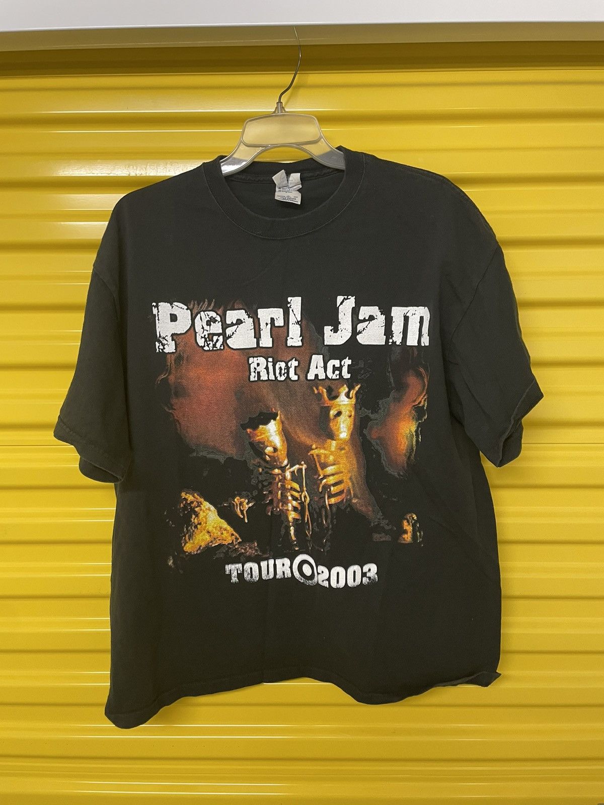 Vintage 2003 Pearl Jam Concert Shirt Hoodie, Sweatshirt | FlexRushtees.com