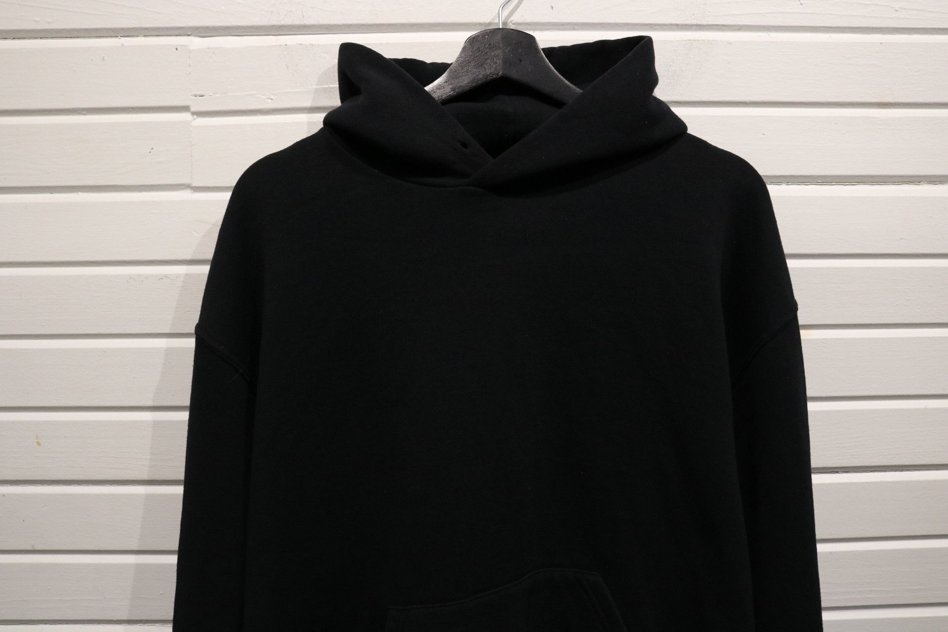 Athletic Russell Athletic Hoodie Vintage 1990s Classic Black Pullover Sweatshirt Cozy Minima