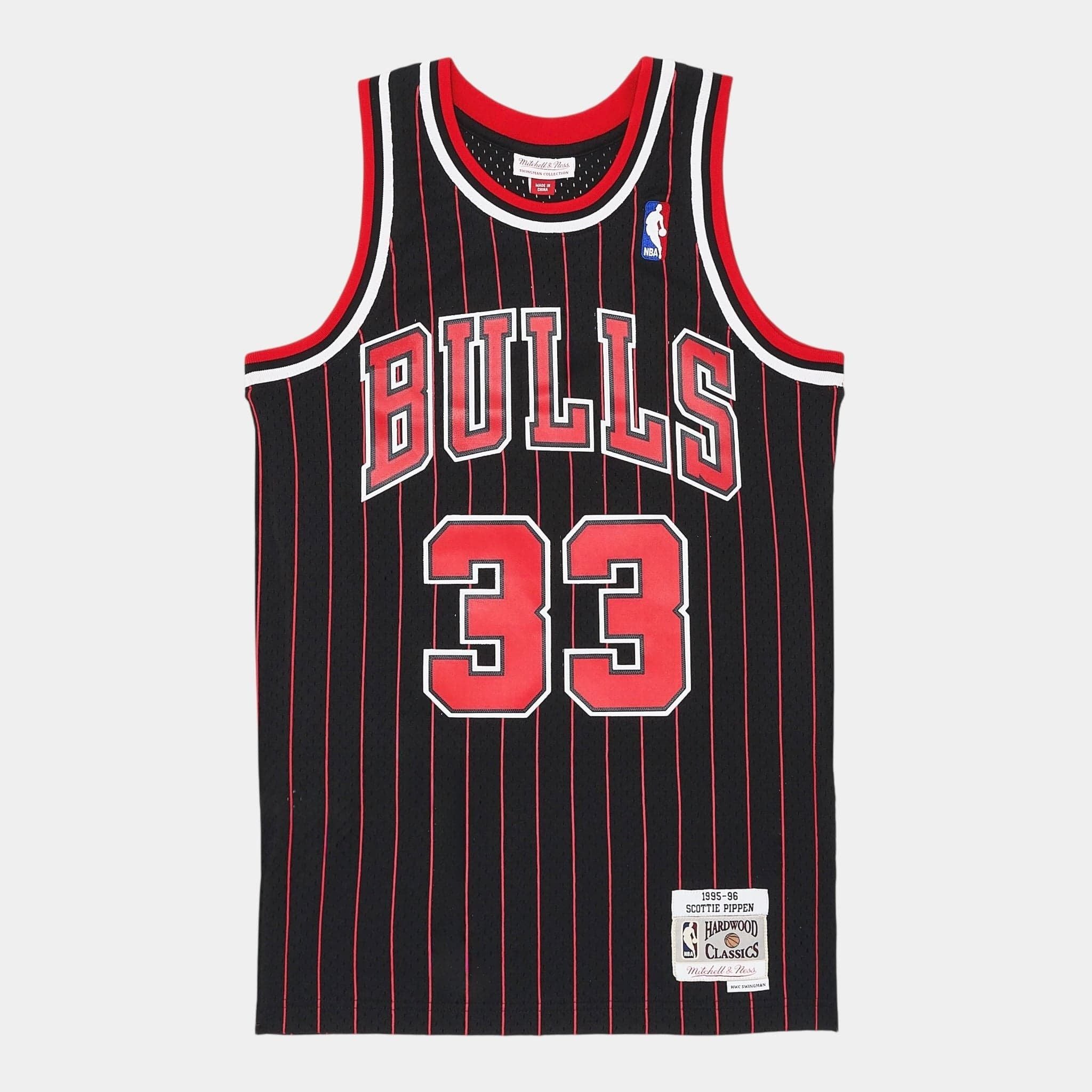 Mitchell Ness 1995 96 Scottie Pippen Chicago Bulls Swingman Jersey