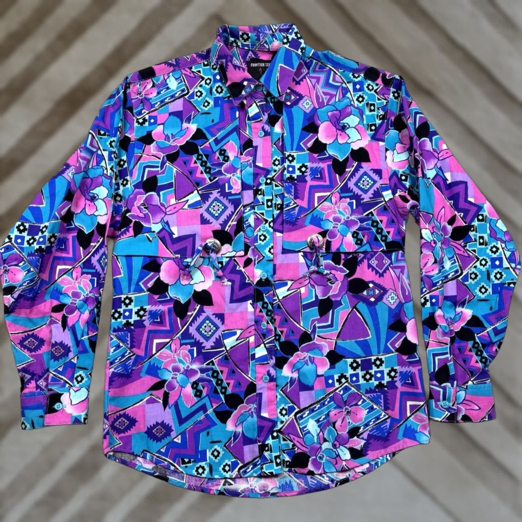 Vintage Frontier Series Western Shirt Women L Aztec Southwest Floral Conchos