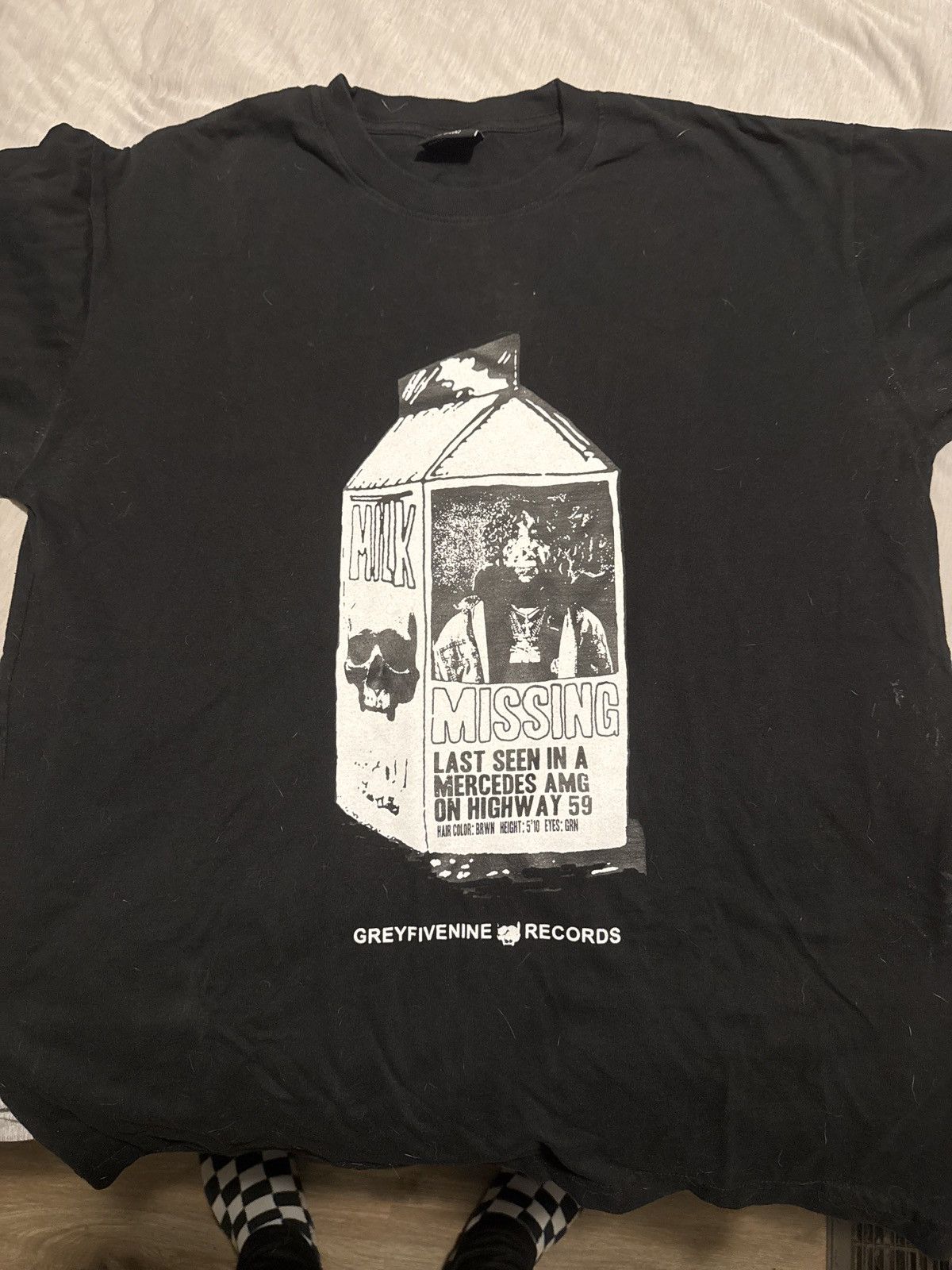 Records G59 Mens Xl Missing Milk Shirt