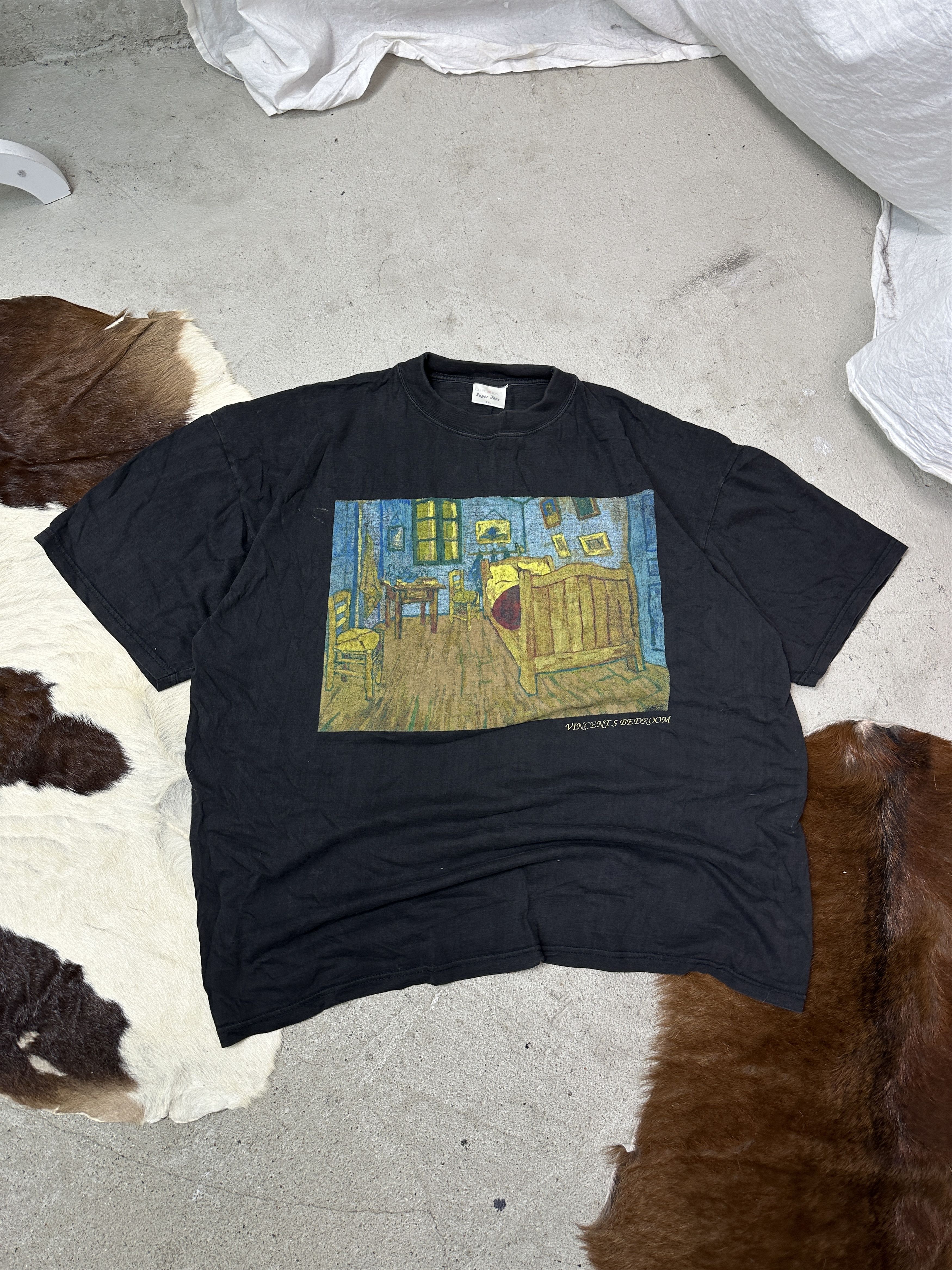 Vintage Old School Vincent Van Gogh Bedroom Art Tee 90s Hoodie, Sweatshirt | FlexRushtees.com