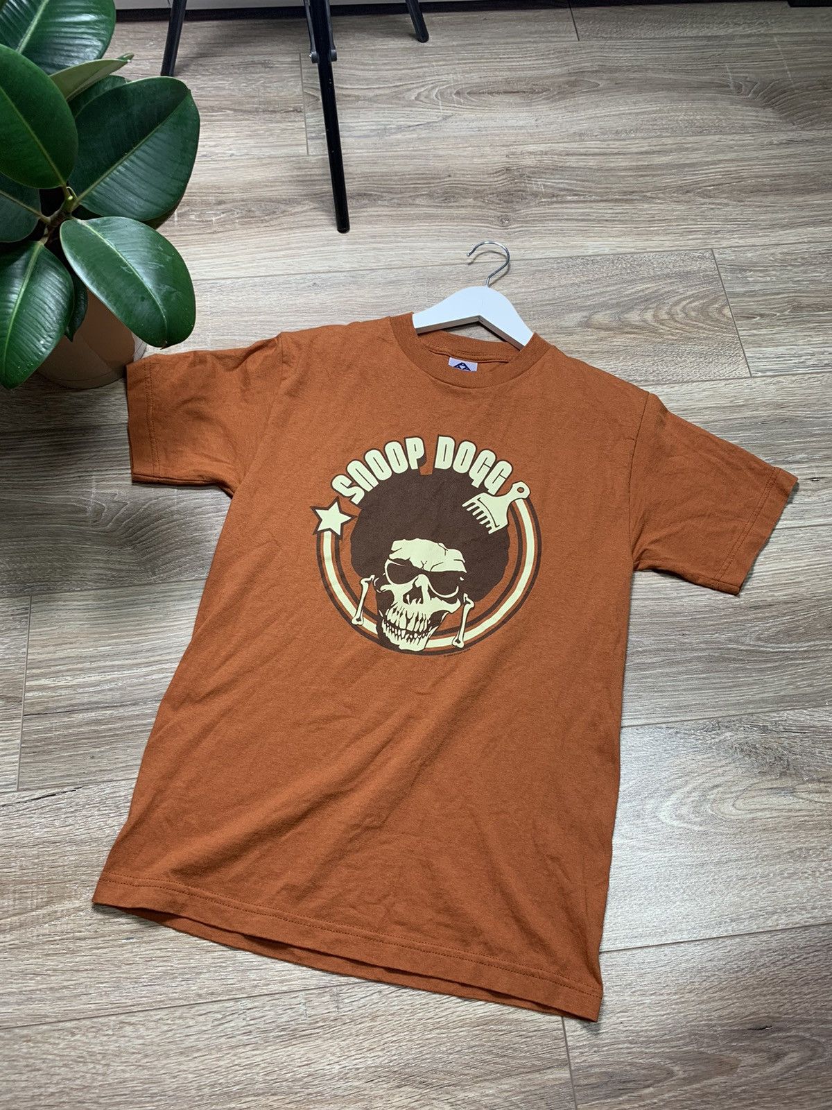 Vintage Snoop Doog Y2k Style 2004 Rap T Shirt Hoodie, Sweatshirt | FlexRushtees.com