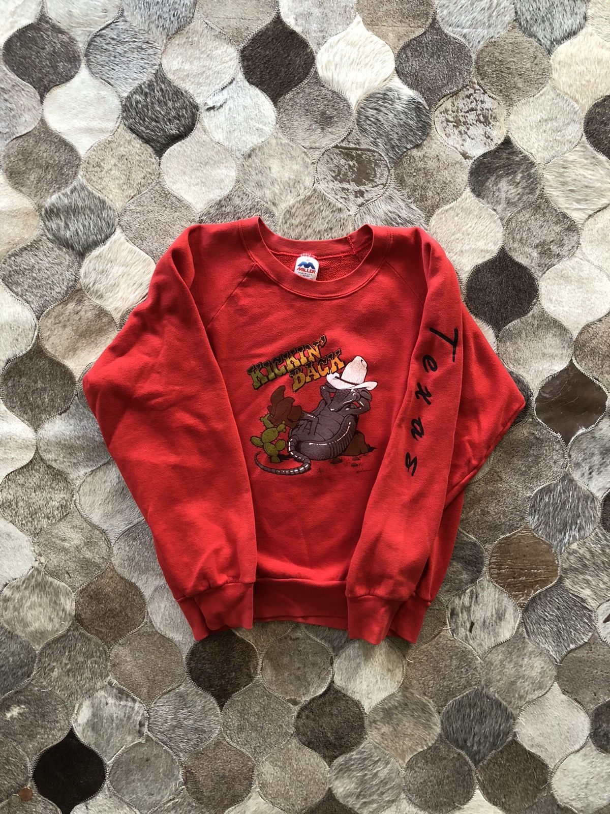 Vintage Graphic Sweatshirt Texas T-Shirts, Hoodie | FlexRushtees.com