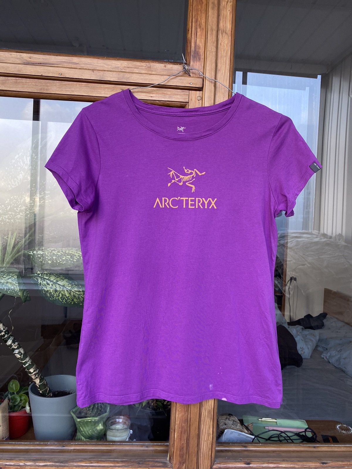 Vintage Arcteryx T Shirt Women