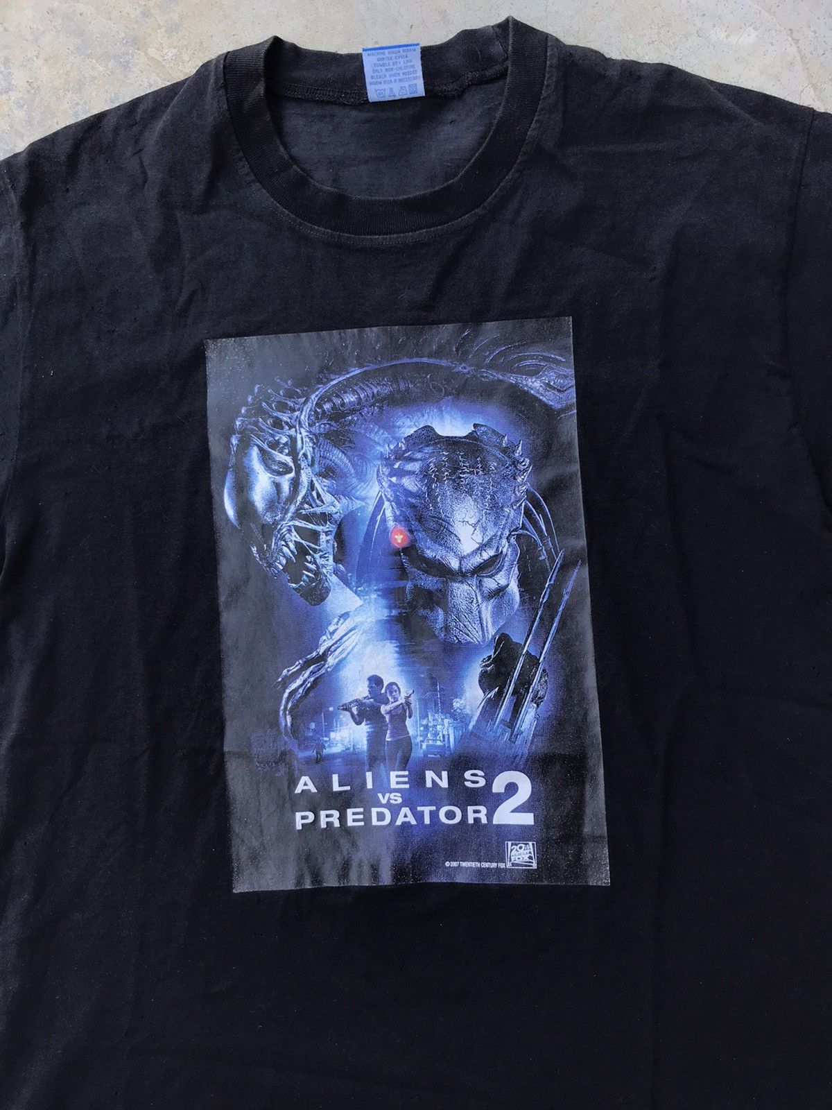 Vintage Alien Vs Predator 2 Movie Promo Tee