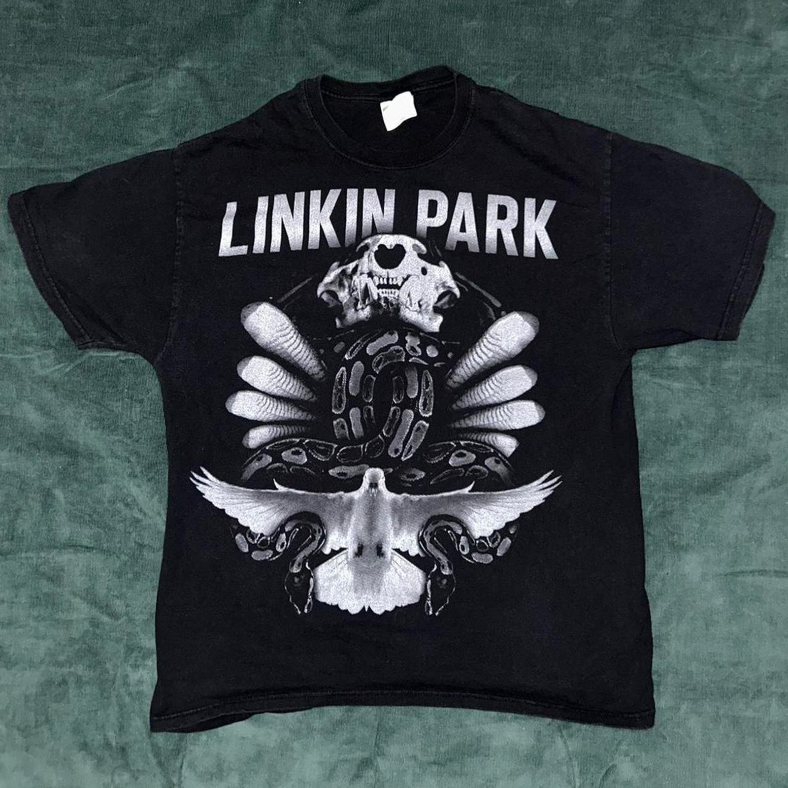 Hanes 2010 Linkin Park Concert Tee Hoodie, Sweatshirt | FlexRushtees.com