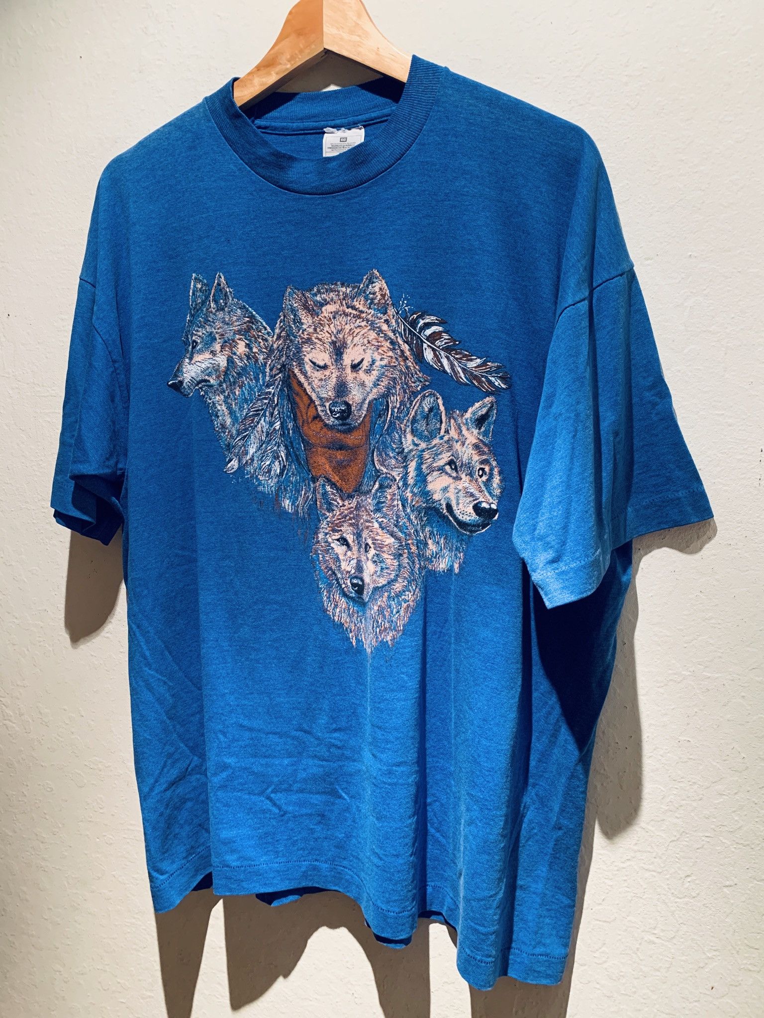 Rare Vintage Wolf Nature Wolves Native Tribal T Shirt