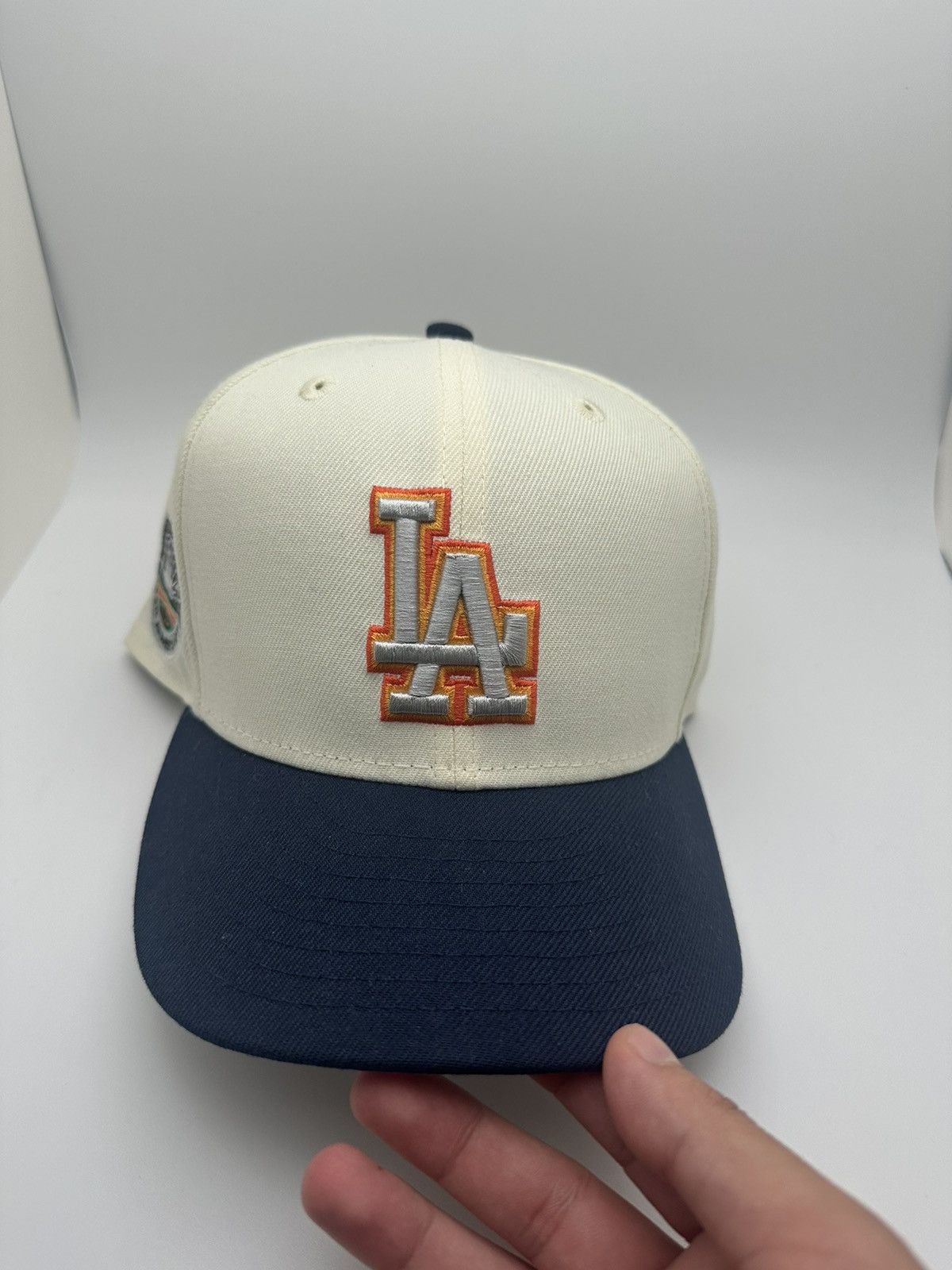 New Era La Dodgers Snoop Inspo 7 3 8 Aux Pack