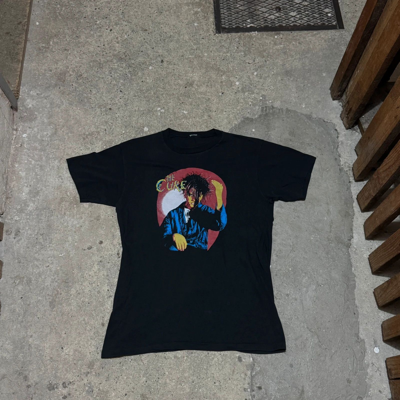 Band Tees Vintage 90s The Cure T Shirt Hoodie, Sweatshirt | FlexRushtees.com