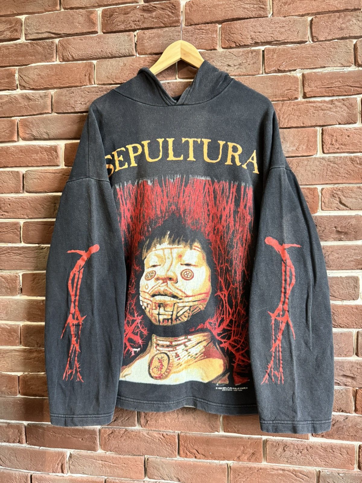 Band Tees Rare 1996 Sepultura Roots Metal Band Hoodie 90s Grail Xl Sweatshirt | FlexRushtees.com