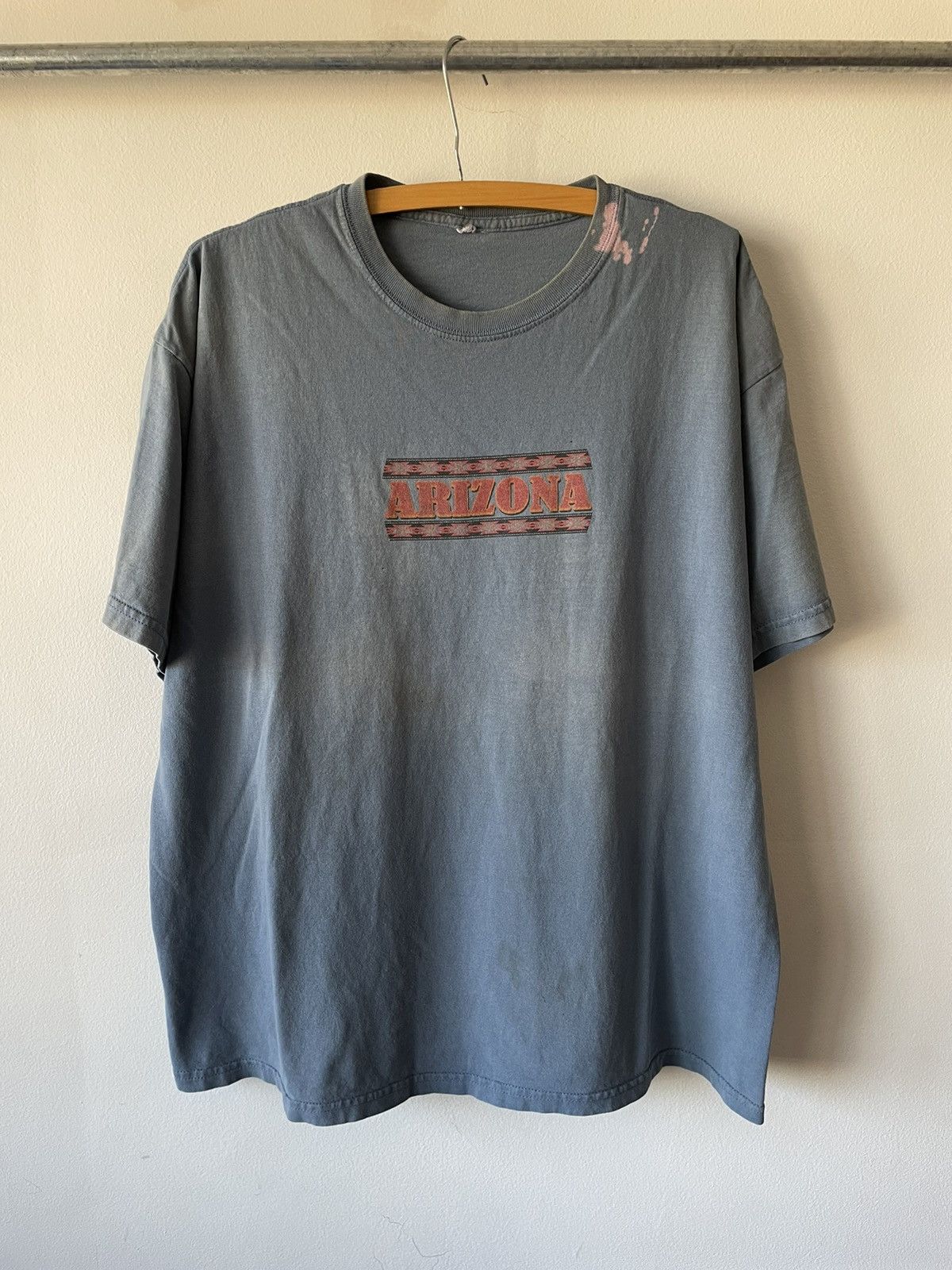 Vintage Sun Faded 90s Arizona Aztec Vintage Tee
