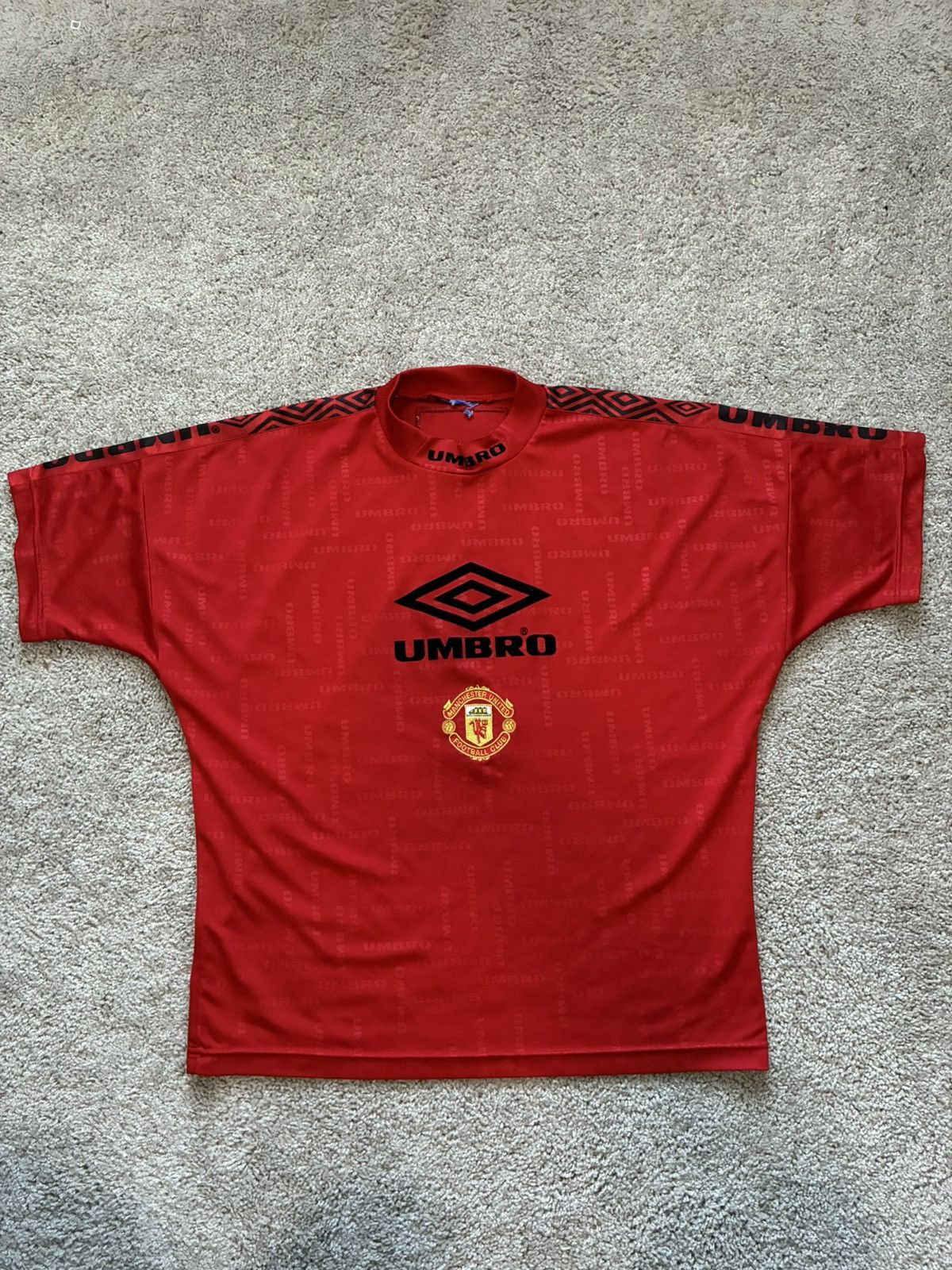 Umbro 90s Manchester United Training Kit