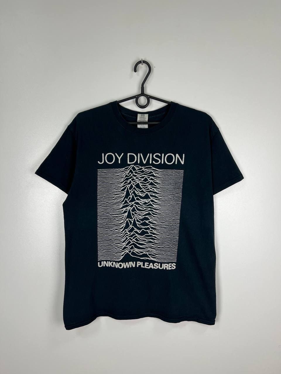 Vintage Joy Division Unknown Pleasures Vintage Band T Shirts Size M Hoodie, Sweatshirt | FlexRushtees.com