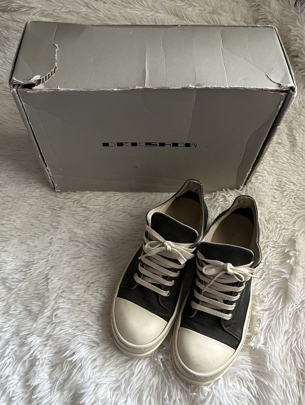 Owens Drkshdw Rick Owens Drkshdw Ramones Low Size 39 With Box Same Day T-Shirts, Hoodie, Sweatshirt | AU16VibeMintTees.com