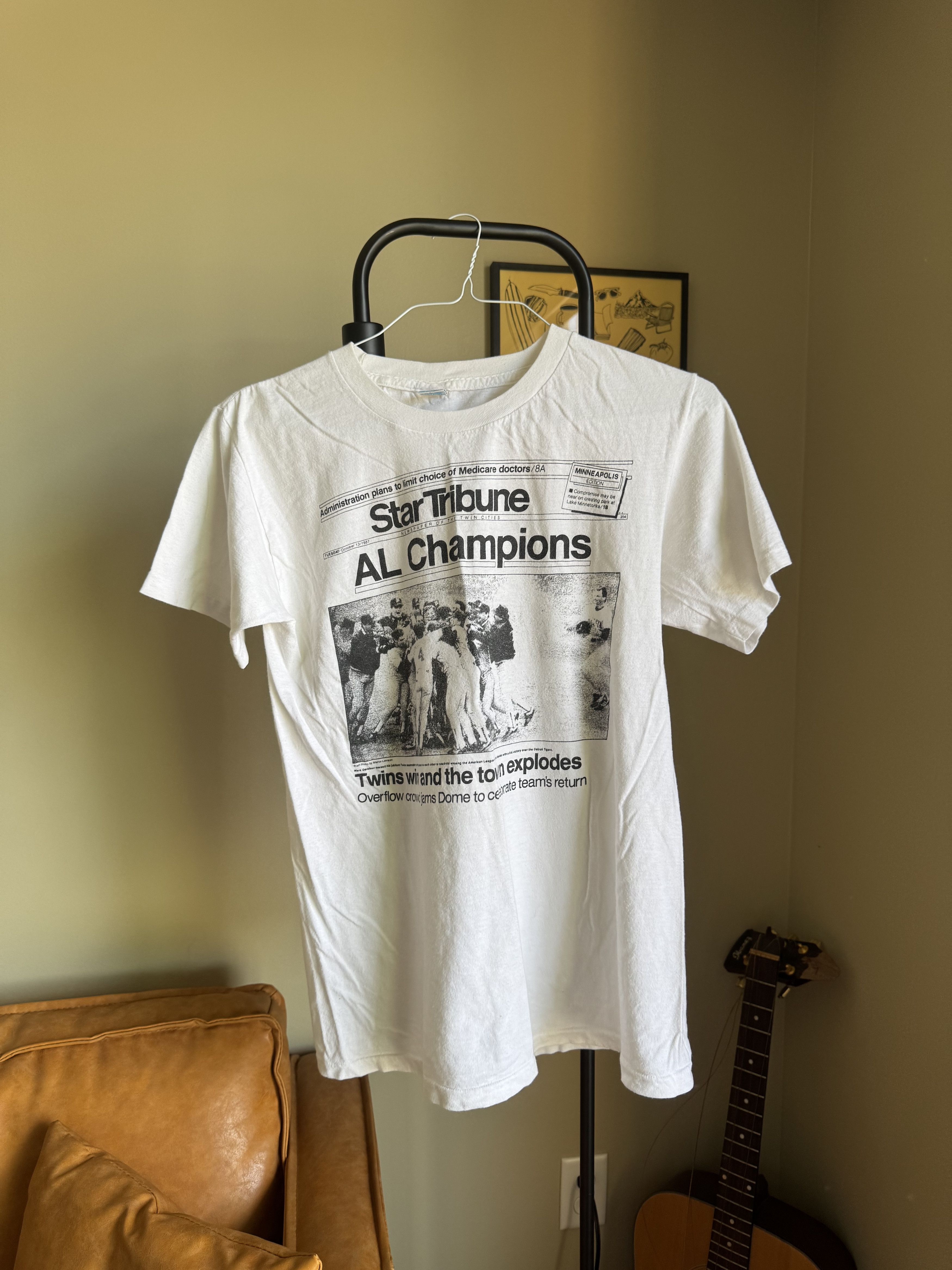 Vintage 1987 Star Tribune Minnesota Twins Tee White L